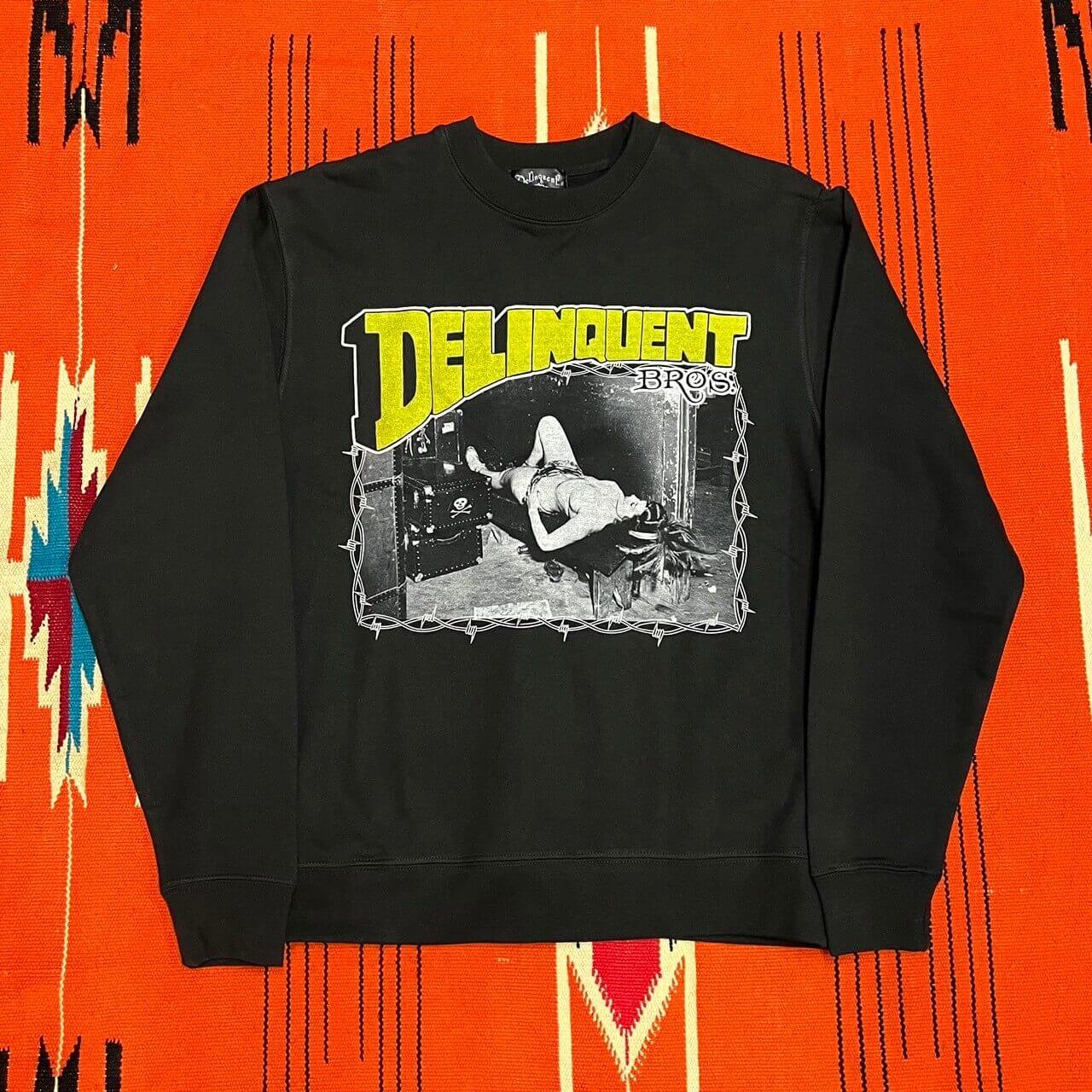 ”World tour” Crew Neck Sweat Shirt