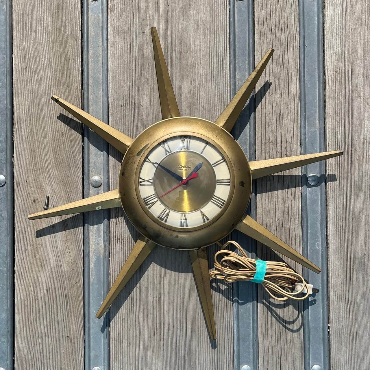 【50~60s】UNITED Sunburst Clock