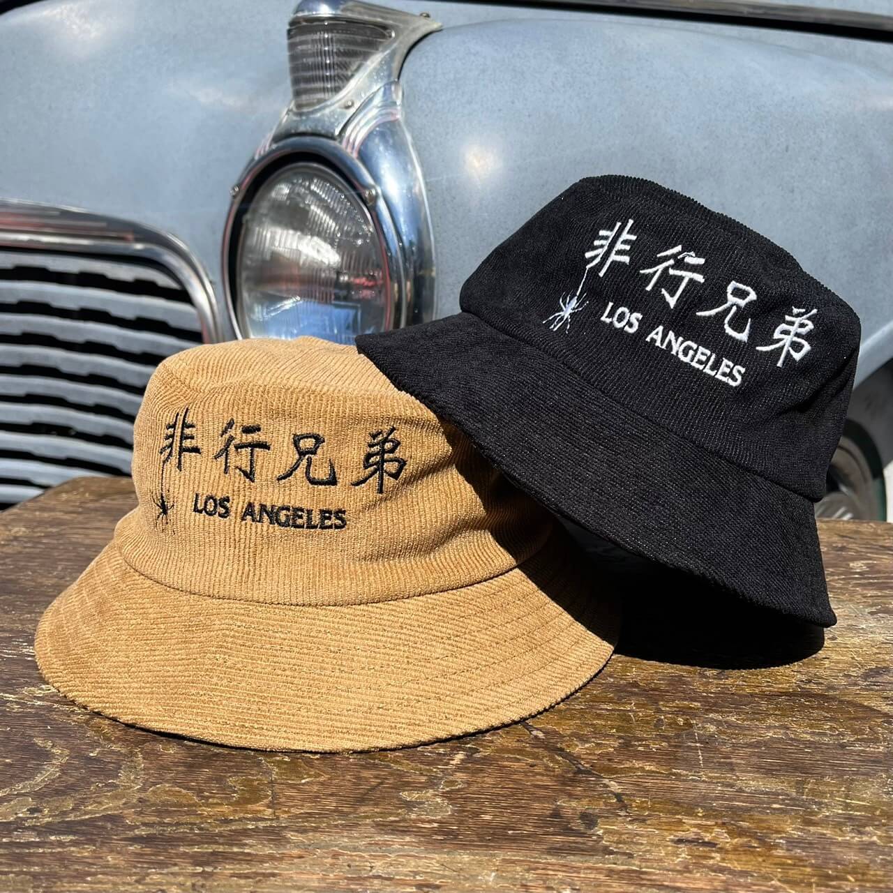 ”非行兄弟” Corduroy Bucket Hat