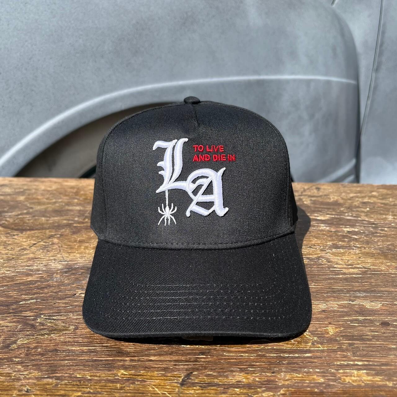 To live and Die in LA 5 Panel Snap Back Cap　BLACK