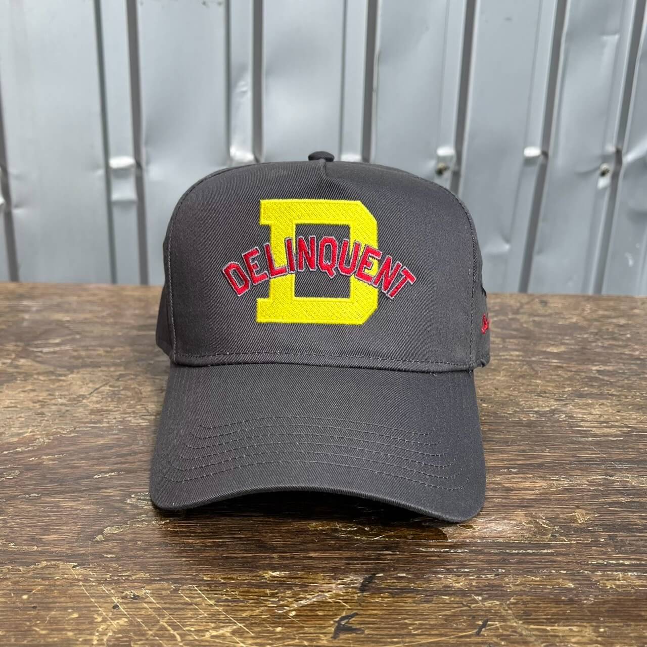 1940’s Style Logo 5 Panel Snap Back Cap　CHARCOAL×YELLOW×RED