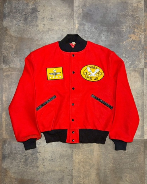 【Vintage Recommend Item🇺🇸】60~70s BUTWIN “GBBA”ジャケット着丈65㎝ 肩幅53㎝ 身幅65㎝ 袖丈63㎝⬛︎ 営業時間 : 11:00~19:00
⬛︎ 北海道札幌市白石区北郷9条7丁目10-2
⬛︎ 駐車場有
⬛︎ ONLINE STOREはプロフィール欄へ。
⬛︎ 定休日はInstagram固定投稿にてご確認下さい。#delinquentbros
#デリンクエント
#非行兄弟
#古着
#札幌