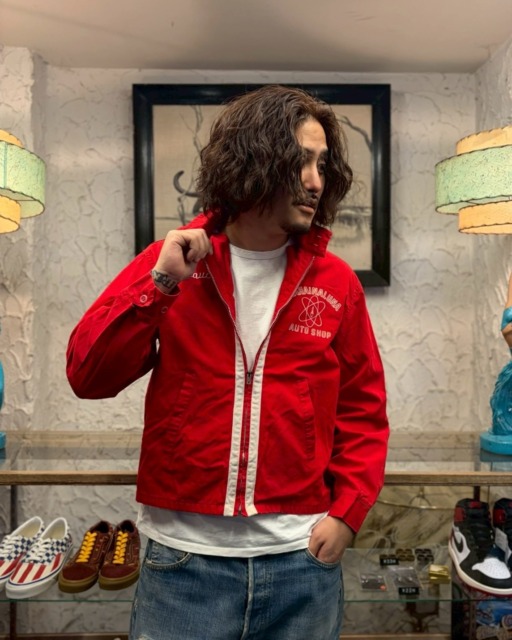 【Vintage Recommend  Item🇺🇸】60s~ Dan River LAHAINALUNA AUTO SHOP スウィングトップ着丈61cm　肩幅48㎝　身幅58㎝　袖丈57㎝【170cm 70kg 着用】⬛︎ 営業時間 : 11:00~19:00
⬛︎ 北海道札幌市白石区北郷9条７丁目10-2
⬛︎ 駐車場有
⬛︎ ONLINE STOREはプロフィール欄へ。
⬛︎ 定休日はInstagram固定投稿にてご確認下さい。#delinquentbros
#デリンクエント
#非行兄弟
#古着
#札幌