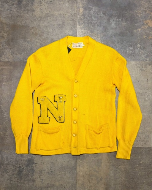 【Vintage Recommend  Item🇺🇸】50s Lamb Knit Goods Co “Norton”カーディガン着丈56㎝　肩幅46㎝　身幅46㎝　袖丈57㎝⬛︎ 営業時間 : 11:00~19:00
⬛︎ 北海道札幌市白石区北郷9条７丁目10-2
⬛︎ 駐車場有
⬛︎ ONLINE STOREはプロフィール欄へ。
⬛︎ 定休日はInstagram固定投稿にてご確認下さい。#delinquentbros
#デリンクエント
#非行兄弟
#古着
#札幌