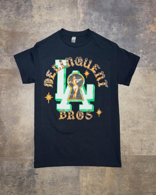 【Recommend item🇺🇸】“Peek a Boo” TEEキーホールの中にトップレスのセクシーガールが覗けるDelinquent Brosらしさたっぷりのグラフィック“Peek a Boo” のTシャツ。
SIZE : S~XXLCOLOR ：WHITE / BLACK / TIE DYE⬛︎ 営業時間 : 11:00~19:00
⬛︎ 北海道札幌市白石区北郷9条７丁目10-2
⬛︎ 駐車場有
⬛︎ 定休日はInstagram固定投稿にてご確認下さい。#delinquentbros
#デリンクエントブロス
#デリンクエント
#非行兄弟
#札幌