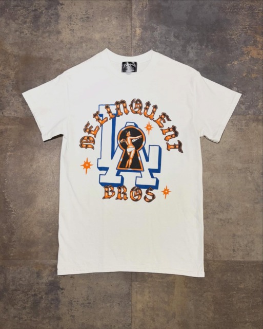 【Recommend item🇺🇸】“Peek a Boo” TEEキーホールの中にトップレスのセクシーガールが覗けるDelinquent Brosらしさたっぷりのグラフィック“Peek a Boo” のTシャツ。
SIZE : S~XXLCOLOR ：WHITE / BLACK / TIE DYE⬛︎ 営業時間 : 11:00~19:00
⬛︎ 北海道札幌市白石区北郷9条７丁目10-2
⬛︎ 駐車場有
⬛︎ 定休日はInstagram固定投稿にてご確認下さい。#delinquentbros
#デリンクエントブロス
#デリンクエント
#非行兄弟
#札幌