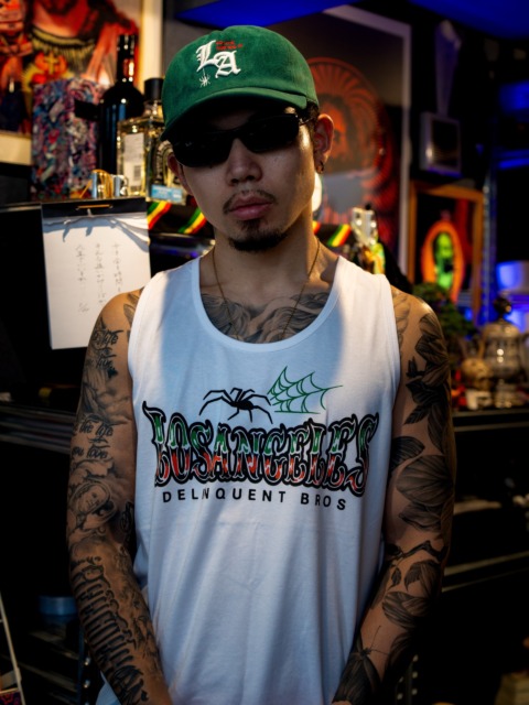 【Delinquent Bros JAPAN Styling📸】To live and Die in LA Suede Snap Back Cap &  Spider Logo Tank top WHITE & To live and Die in LA Mesh Shorts BLACK.Model : @ajito_by_popo
Support : @ajito_hair_works⬛︎ 営業時間 : 11:00~19:00
⬛︎ 北海道札幌市白石区北郷9条７丁目10-2
⬛︎ 駐車場有
⬛︎ 定休日はInstagram固定投稿にてご確認下さい。#delinquentbros
#デリンクエントブロス
#デリンクエント
#非行兄弟
#札幌