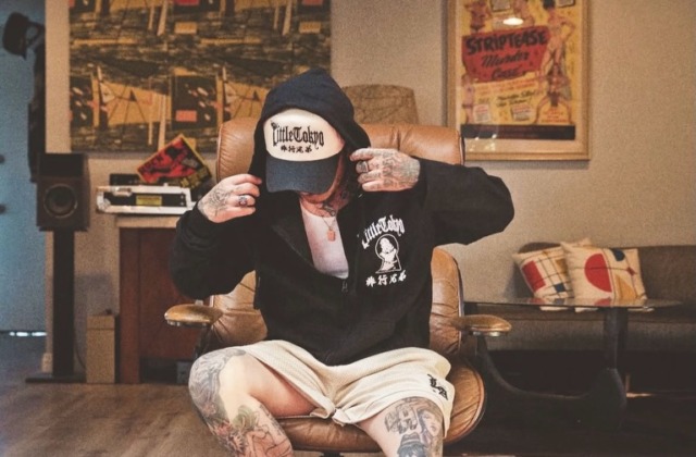 【New item🇺🇸】Little Tokyo Delinquent Zip HoodieZIPフーディーがLos Angelesから少量入荷。これからの時期羽織のしても万能なアイテム🇺🇸SIZE : S~XL⬛︎ 営業時間 : 11:00~19:00
⬛︎ 北海道札幌市白石区北郷9条7丁目10-2
⬛︎ 駐車場有
⬛︎ 定休日はInstagram固定投稿にてご確認下さい。#delinquentbros
#デリンクエントブロス
#デリンクエント
#非行兄弟
#札幌