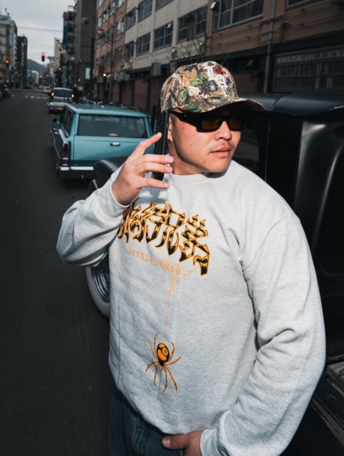 【New Item🇺🇸】Spider Trap Crew Neck Sweat Shirt"非行兄弟"のフロントが映えるクルーネックスウェットが入荷🇺🇸バックにはスパイダーネットにかかったデビルガールが妖艶に微笑む。SIZE : S~XLCOLOR : GRAY / GREEN / BLACK⬛︎ 営業時間 : 11:00~19:00
⬛︎ 北海道札幌市白石区北郷9条７丁目10-2
⬛︎ 駐車場有
⬛︎ 定休日はInstagram固定投稿にてご確認下さい。#delinquentbros
#デリンクエントブロス
#デリンクエント
#非行兄弟
#札幌