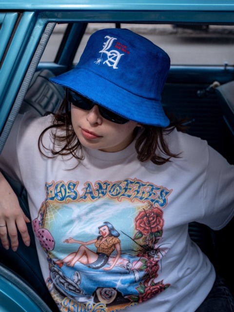 【Delinquent Bros JAPAN Styling📸】To live and Die in LA Corduroy Bucket Hat BLUE & “Blue Bayou” Tee WHITE.⬛︎ 営業時間 : 11:00~19:00
⬛︎ 北海道札幌市白石区北郷9条７丁目10-2
⬛︎ 駐車場有
⬛︎ 定休日はInstagram固定投稿にてご確認下さい。#delinquentbros
#デリンクエントブロス
#デリンクエント
#非行兄弟
#札幌
