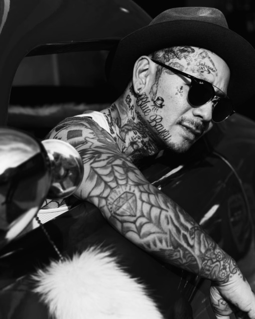 【Delinquent Bros.】Los Angelesに在住し、リアルな LAのVintage.Tattoo.HotRod.様々なカルチャーを独自のフィルターを通しLA Styleを展開するDelinquent Bros BOSS坂井良太。 @ryota_delinquentbroslaDelinquent Bros本店はLos Angeles Little Tokyo. 日本店は坂井自身、昔Vintage Shopを営んでいたホームタウンでもある北海道札幌市の2拠点から展開。
@delinquent_bros
@delinquentbros_japan愛車の51Plymouth"Blue Bayou"はCar showで賞を多数獲得、自身も現地雑誌に取り上げられたりとメディアにも露出。その他カープロジェクト等にも参加、これからの活動も要チェックしたい。そんな坂井良太が手掛けるDelinquent Brosのアイテムはオンラインストア又は店頭へ。【Delinquent Bros JAPAN🇯🇵】
▪︎営業時間：11:00～19:00
▪︎北海道札幌市白石区北郷9条7丁目10-2
▪︎駐車場有
▪︎定休日はInstagram 固定投稿にてご確認下さい。
◾︎オンラインストアはプロフィール欄URLへ。※日本の方は日本店オンラインストア・店頭のみ購入可能です。LA店オンラインストアからは購入出来ませんのでご注意下さい。#delinquentbros
#デリンクエントブロス
#デリンクエント
#非行兄弟
#札幌
