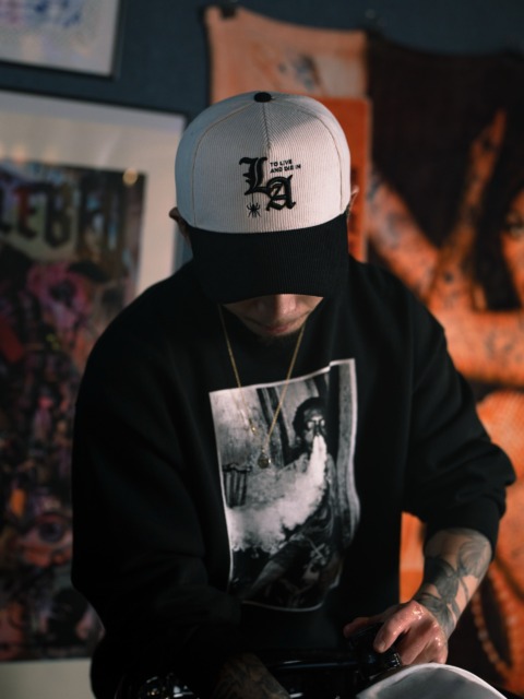 【Delinquent Bros JAPAN Styling📸】To live and Die in LA Corduroy 5 Panel Snap Back Cap NATURAL×BLACK.Model : @ajito_by_popo
Support : @ajito_hair_works⬛︎ 営業時間 : 11:00~19:00
⬛︎ 北海道札幌市白石区北郷9条7丁目10-2
⬛︎ 駐車場有
⬛︎ 定休日はInstagram固定投稿にてご確認下さい。#delinquentbros
#デリンクエントブロス
#デリンクエント
#非行兄弟
#札幌