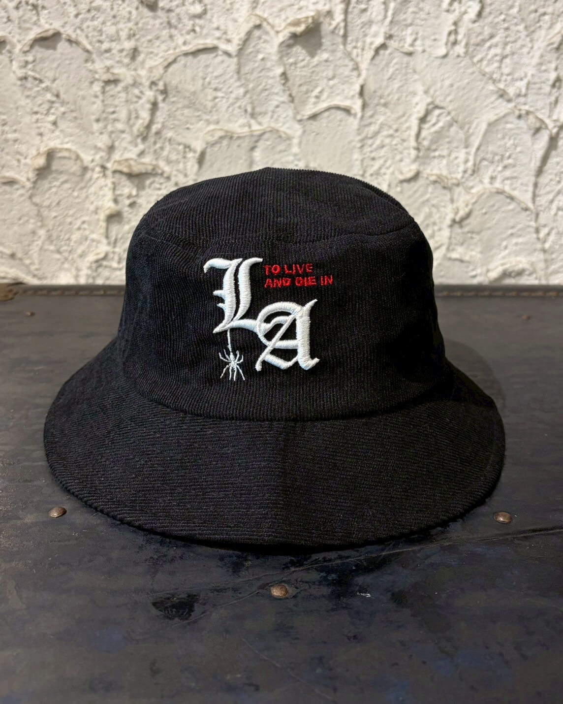 To live and Die in LA Corduroy Bucket Hat　BLACK