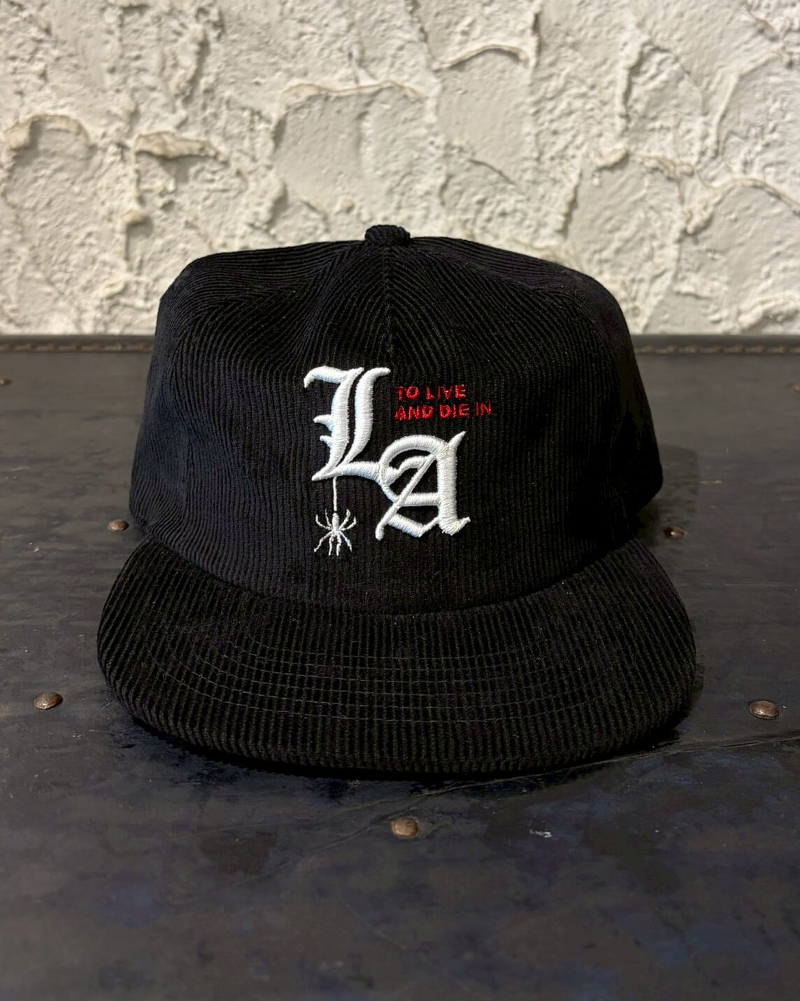 To live and Die in LA Corduroy Snap Back Cap　BLACK
