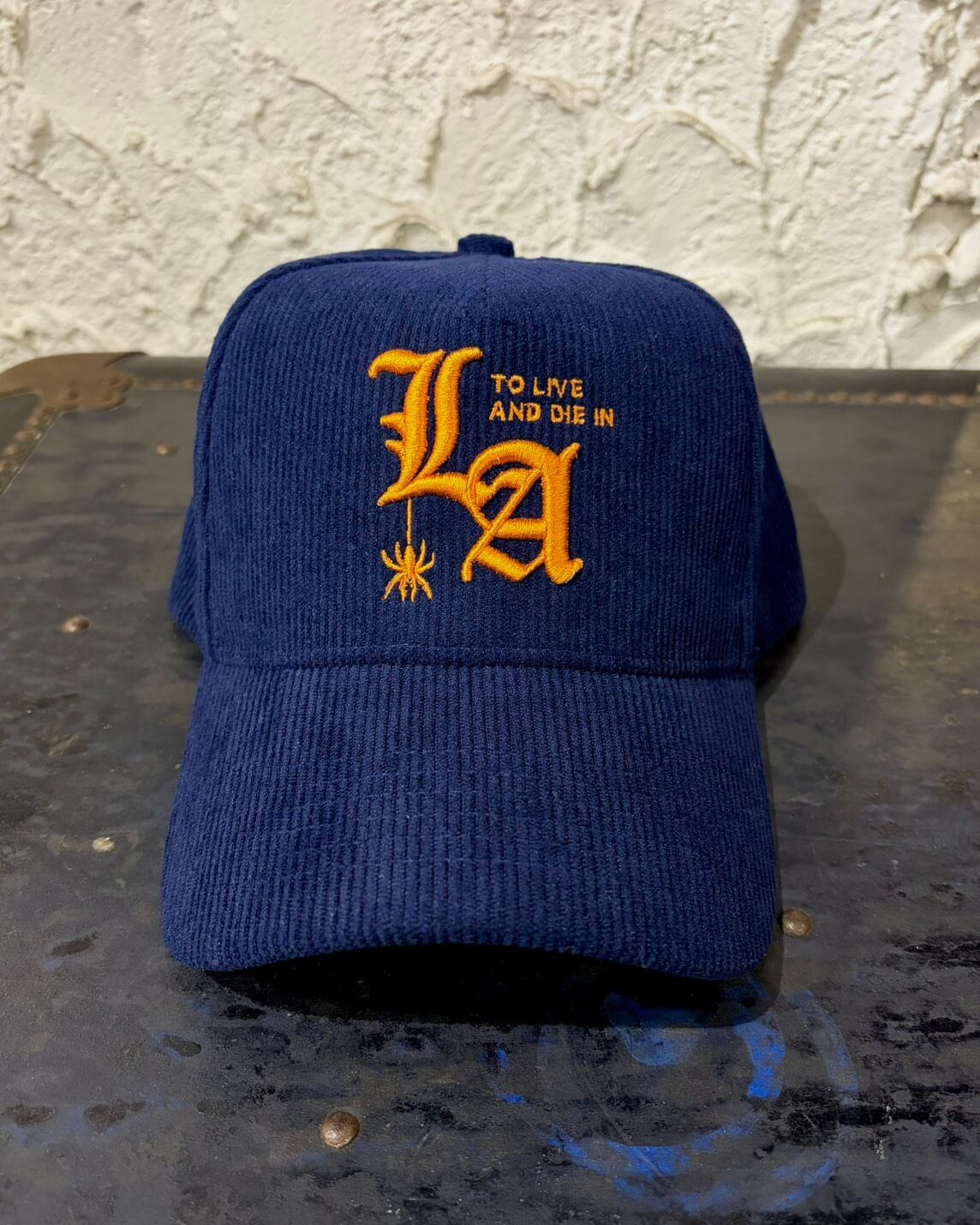 To live and Die in LA Corduroy 5 Panel Snap Back Cap　NAVY