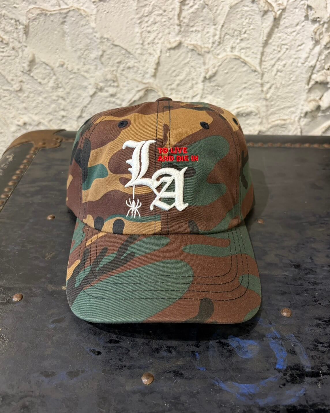 To live and Die in LA Dad Snap Back Cap　CAMO